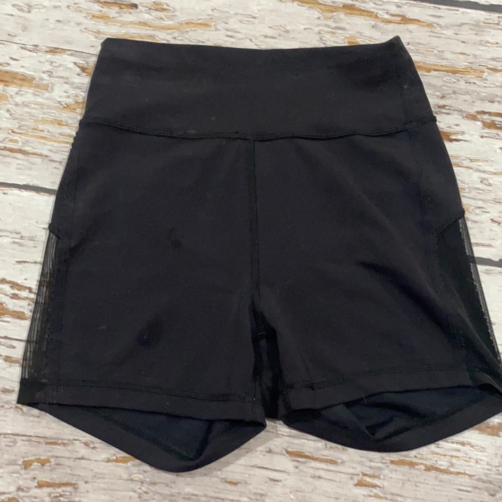 Lululemon gym shorts. Black. Size 4